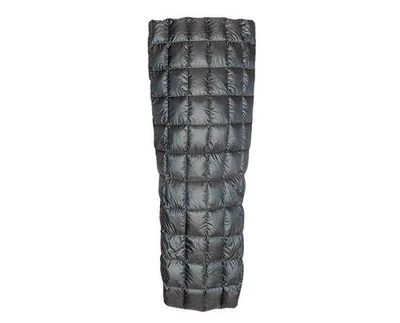 AntiGravityGear Stratum 55 Top Quilt – Ultralight Summer Backpacking Quilt - Image 1 of 4