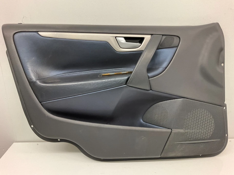 01-09 Volvo XC70 S60 V70 Left Front Door Panel Nordkap Leather A576 - Image 1 of 4