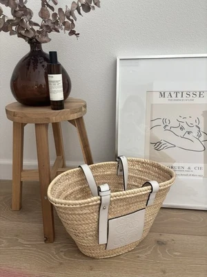 Loewe Basket Bag Beige/White Woven Raffia and Leather - Image 1 of 4