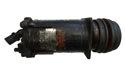 Compresor de aire acondicionado Cadillac Coupe Deville Frigidaire 5910572 Foto 1 de 4