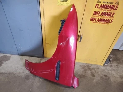 (SOLO RECOGIDA LOCAL) Guardabarros izquierdo conductor ventilaciones horizontales se adapta a 17-23 F-PACE 172339 Foto 1 de 4