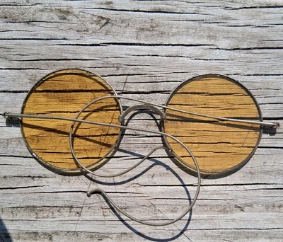 Gafas de sol protectoras con lentes ámbar Steampunk Willson de la década de 1920 antiguas Foto 1 de 4