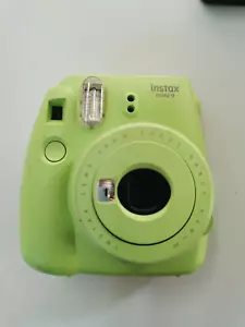 Fujifilm Instax Mini 9 Camera Green - Works fine - Picture 1 of 3