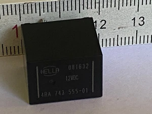 HELLA  4RA 743 555-01 12VDC Elektromagnetisches Kfz-Relais  ( 1 PCS / Stück) - Picture 1 of 2