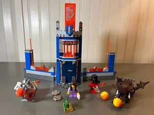Lego Nexo Knights Merlok's Library 2.0 #70324 100% vollständig - Bild 1 von 9