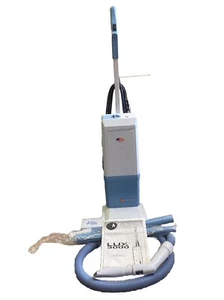 Aerus LUX 3000 Aspirapolvere verticale resistente con attacchi - Foto 1 di 13