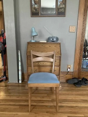 Hermosa silla Heywood Wakefield en (reacondicionada) Foto 1 de 4