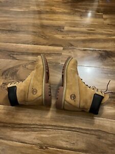 mens timberland  Tan/Brown boots size  Uk 6.5 W