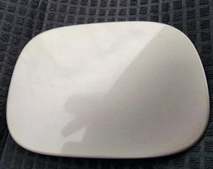 30716668 31440246 31278904 Volvo 8-10 V70 8-16 XC70 Gas Fuel Door Cover Lid - Picture 1 of 1