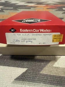 Eastern Car Works HO Scale #2000 70 Ton ACF Covered Hopper Undecorated NOS - Picture 1 of 2