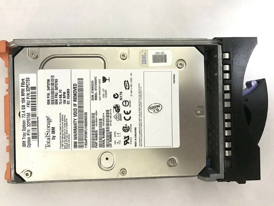 IBM 32P0768,32P0769,24P3736 73.4GB 15K rpm 2Gbps Fibre Channel hot-swappable - Image 1 of 4