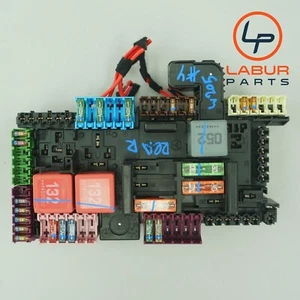 W205 15-21 Mercedes C GLC Class Rear Trunk Fuse Box Assembly A1786 - Bild 1 von 7