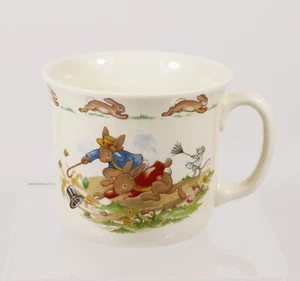 Royal Doulton Bunnykins Hug-a-Mug TM11b ~ Windy Day - Picture 1 of 3