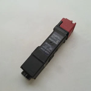 Solenoid Lock Safety Door Switch For OMRON D4SL-N4CFA - Picture 1 of 5