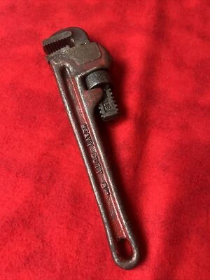 VINTAGE PROTO 8" HEAVY DUTY PIPE WRENCH USA (t54) - Image 1 of 4