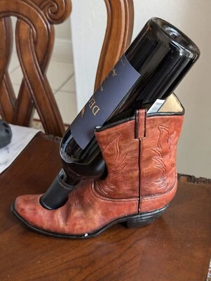 Estante de Vino - Bota de Vaquero Arte Decorativo Marrón Único Porta Botella de Vino 8" Altura Foto 1 de 4