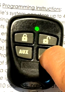 HORNET REMOTE FCC ID EZSDEI475 RPN 476T 1 WAY KEY FOB VIPER car starter Green LD - Picture 1 of 8