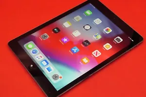 Apple iPad Air 16Gb Wi-Fi MD785B/B Black A1474 Scratch on Screen - Picture 1 of 5