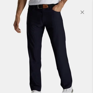 Neu mit Etikett Footjoy 5-Pocket-Hose Performance Golf NEU - Herren 42 x 32 sportliche Passform marineblau - Bild 1 von 9