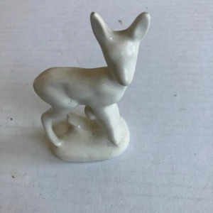 California Pottery Vintage Ceramic Cream White Glazed Fawn Figurine - Picture 1 of 4