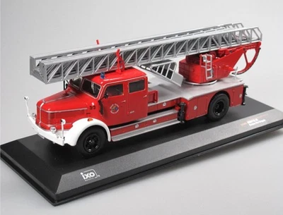 IXO 1:43 Metz DL 52 Drehleiter auf Krupp Tiger L8 (1956) "Feuerwehr Essen" - Bild 1 von 4