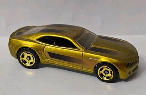 Hot Wheels 2014 Cool Classics Chevy Camaro Concept Gold Loose Spectra Frost - Picture 1 of 2
