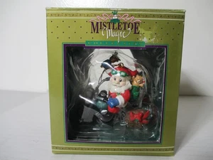 MISTELZAUBER SAMMLUNG CHRISTBAUMSCHMUCK WEIHNACHTSMANN AUF EINEM MOTORRAD - Bild 1 von 5
