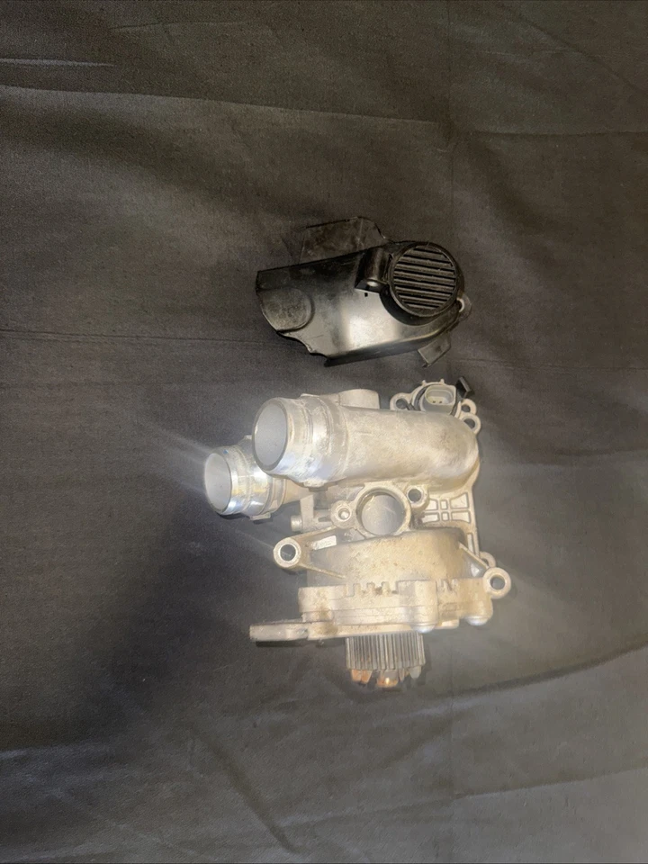 2008-2012 Audi/Volkswagen 2.0L Water Pump CWP-2375 - Image 1 of 4