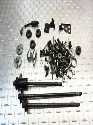 96-05 Kawasaki Vulcan 750 VN750 2002 tuercas diversas tornillos pernos herrajes motor Foto 1 de 4