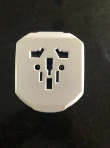 MSI World Travel Power Adapter; mit Dual USB - Bild 1 von 7