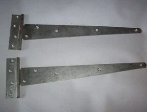 2 used Hinges Large  Door or gate 16" 40 cm long galvanised - Picture 1 of 7