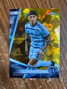 2024 Topps Chrome MLS Sapphire Alan Pulido Gold Refractor 21/50 - Picture 1 of 1