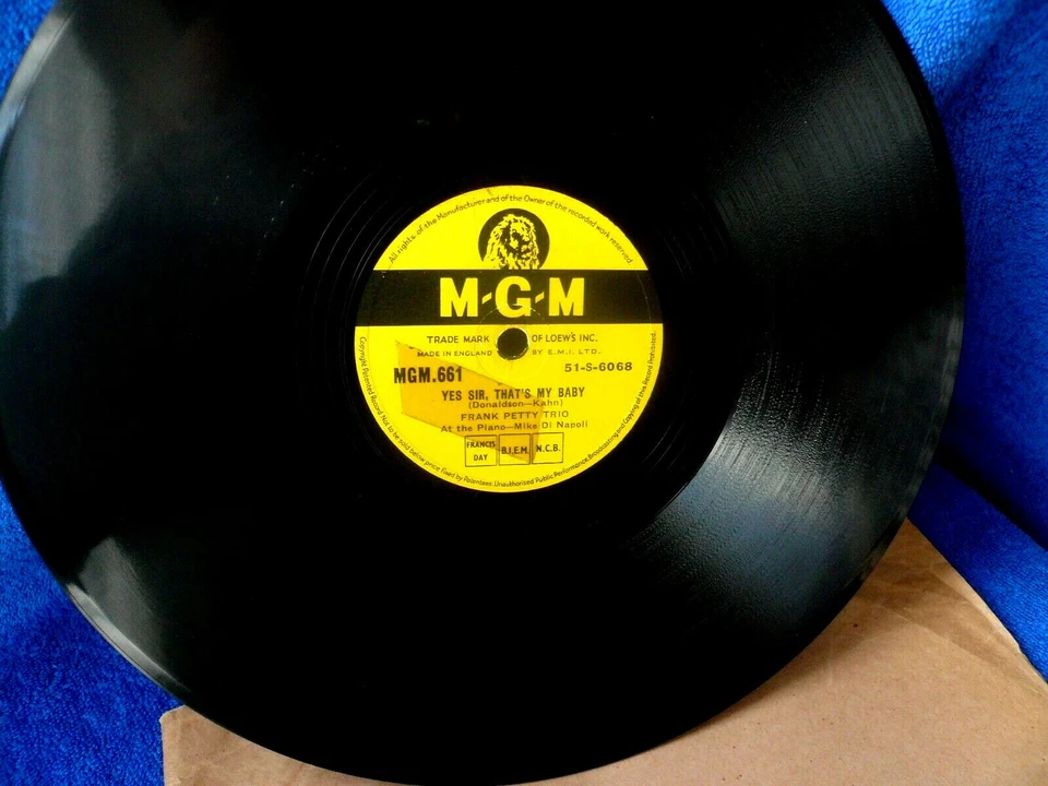 Frank Petty Trio  'Yes Sir, That's My Baby / Sweet Jenny Lee!' - 78rpm - Image 1 of 1