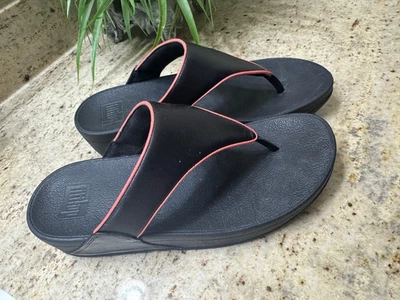 Sandalias de Tanga FITFLOP Talla 8 EE. UU. Negro/Naranja Foto 1 de 4