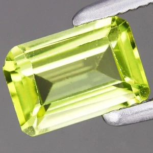 0.57ct 6x4mm Octagon Natural UNTREATED Green Peridot Gemstone, Myanmar - Picture 1 of 4