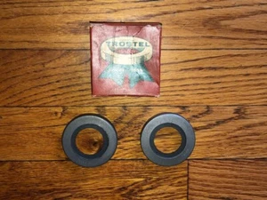NOS 1957-1958-1959 Rambler American Rebel Classic Rear Wheel Inner Oil Seals - Picture 1 of 1