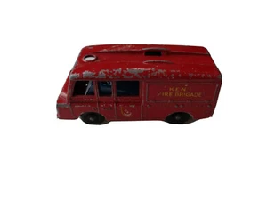 Vintage Matchbox Land Rover Fire Truck No.57 Kent Fire Brigade For Parts/Repair - Picture 1 of 5