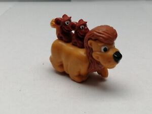 Jajko niespodziane Pojedyncza figurka Lion T. i małpa banda Seria Animal Taneczna parada 2000