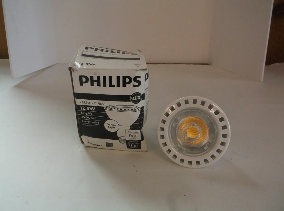 NEW LED Lamp, Philips, 454678 (T) - Image 1 of 4