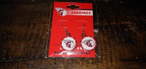 MLB Cleveland Guardians: Runde Ohrringe mit Haken... Nagelneu, MLB, Exklusiv - Bild 1 von 10