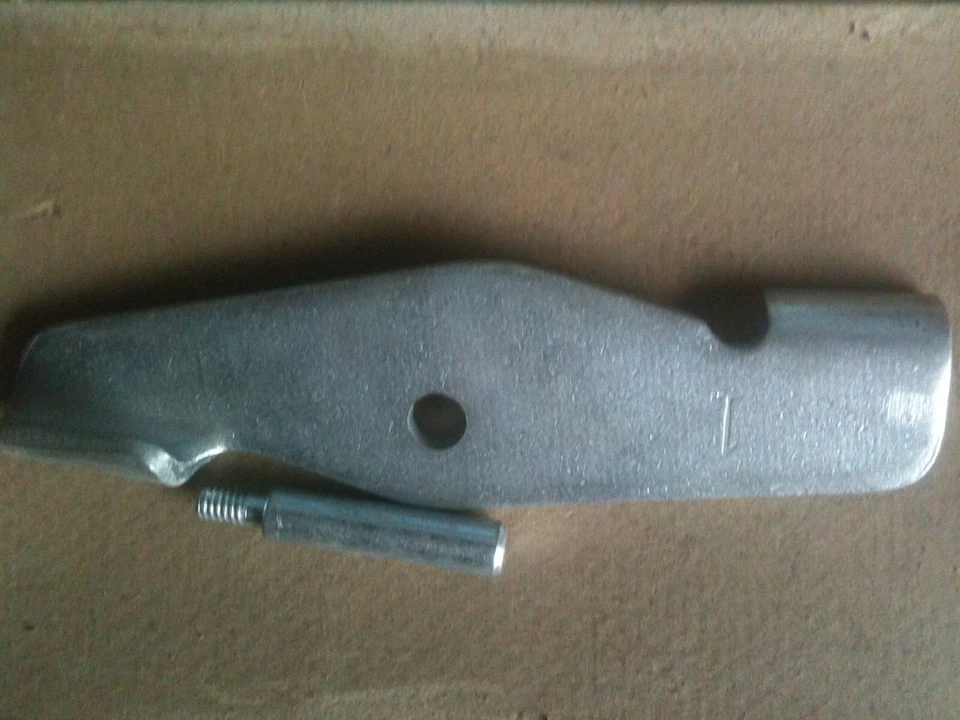 SAAB 96 SPORT 2 STROKE BULLNOSE V4 1964 TO 1967 SEAT MECHANISM N.O.S - Imagem 1 de 1