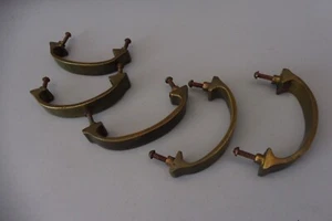 ANTICO SET 5 MANIGLIE IN OTTONE MASSICCIO ricambi - Foto 1 di 5