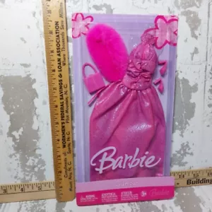 Barbie Glamour Kleid mit Schal, Handtasche und Schuhen 2005 Mattel #J0513-4789 - Bild 1 von 6
