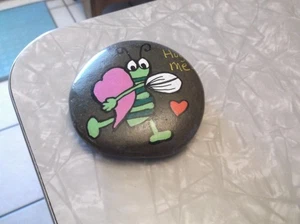 Handpainted Bug Hug Me Rock / Paperweight - Picture 1 of 5