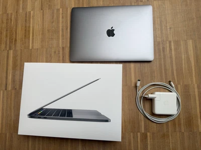 Apple MacBook Pro 13" Touch Bar - MPXV2D/A - A1706 - Space Gray - Bild 1 von 4