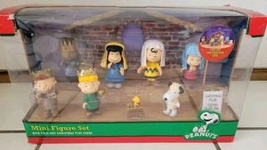 Mini figurine crèche Peanuts jeu de noël 2012 neuf dans sa boîte concours scène dépliable - Photo 1/16