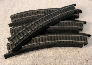 HO Scale Life-Like Power Loc Curved Track X7  - Picture 1 of 6