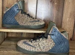 Size 8- Nike LeBron 11 xi NSW lifestyle Leopard - Picture 1 of 10