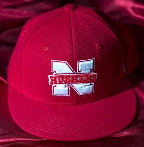 Zephyr The Z Hat Nebraska Huskers 7-1/8 red white wool acrylic baseball cap - Picture 1 of 4