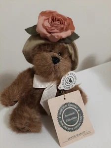 Cappello Boyds Bears "Lynette Bearlove" peluche orso 2000 rosa floreale 6" nuovo con etichette - Foto 1 di 1